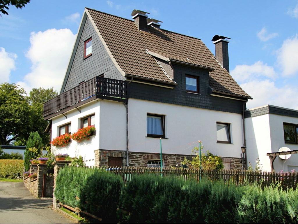 Apartment In Langewiese Sauerland With Garden วินเทอร์แบร์ก ภายนอก รูปภาพ